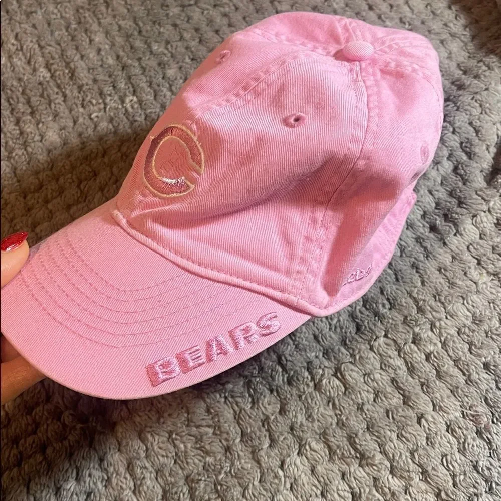 Pink Chicago Bears hat, Reebok brand - Picture 3 of 5